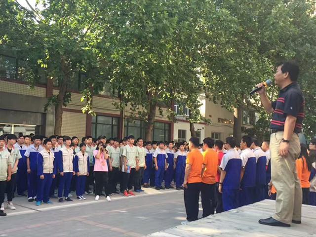 图6 熊军权副院长发表讲话_副本.jpg