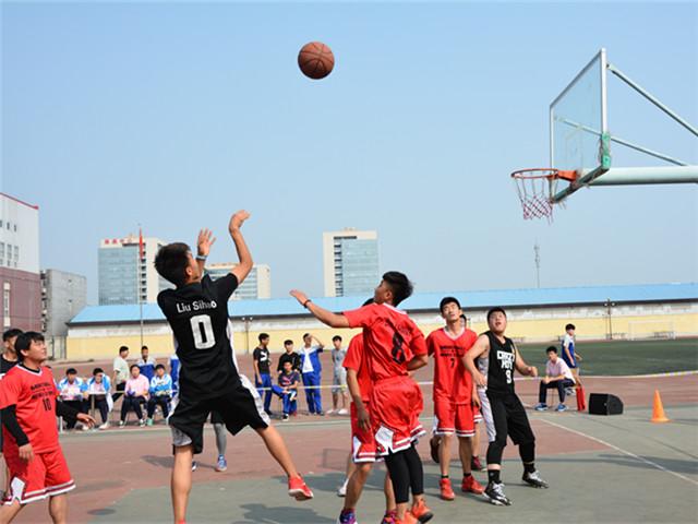 7投球瞬间.jpg